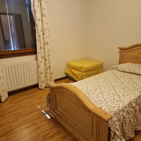 Borgo Tesis מלון